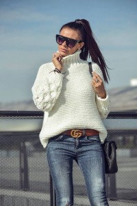 SWETER GOLF WOLLAN KREMOWY