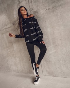 SWETER OLV PRINT CZARNY