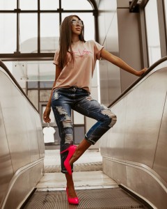 T-SHIRT FASHION FALL BEŻOWY