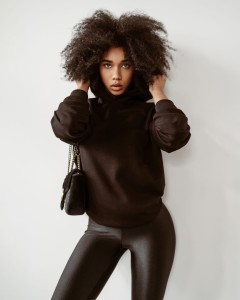 BLUZA YOUR HOODIE CZARNY