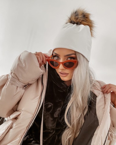 czapka ONE POMPOM 03.jpeg