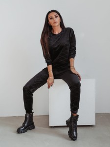 KOMPLET DAMSKI SOFT OLV CZARNY