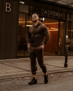 KOMPLET MĘSKI MULTI OLV MAN BRĄZOWY