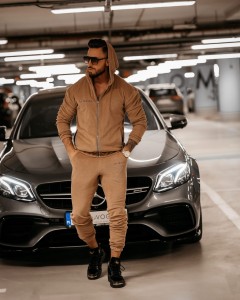 KOMPLET MĘSKI OLIVIER BEŻOWY