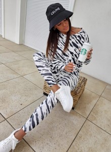 KOMPLET ACTIVE ZEBRA CZARNO BIAŁA