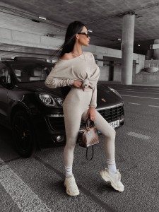 KOMPLET DELLA BEŻOWY