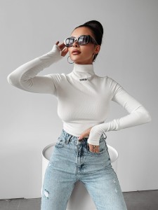 BLUZKA BASIC VERDA ECRU