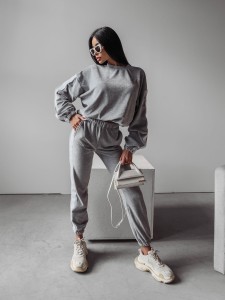 KOMPLET DAMSKI  BLUM SZARY