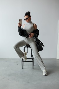 KOMPLET DAMSKI NERIX O LA VOGA SZARY