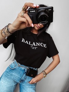 T-SHIRT DAMSKI BALANS O LA VOGA CZARNY