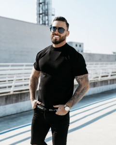 SWETER MĘSKI NAKIS O LA VOGA CZARNY