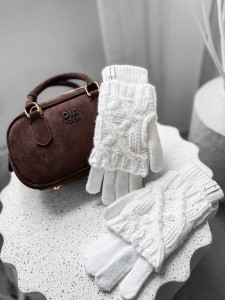 RĘKAWICZKI DAMSKIE DIENA O LA VOGA ECRU