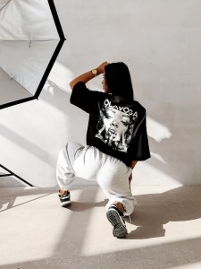 T-SHIRT DAMSKI FIOAGE O LA VOGA CZARNY