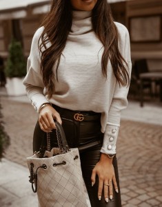 SWETER PEARL BEŻOWY