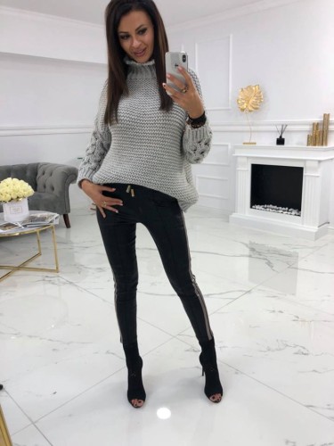W2.jpg