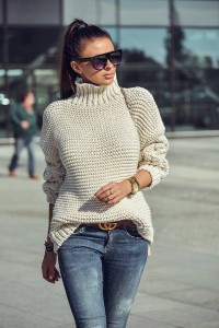 SWETER GOLF WOLLAN BEŻOWY